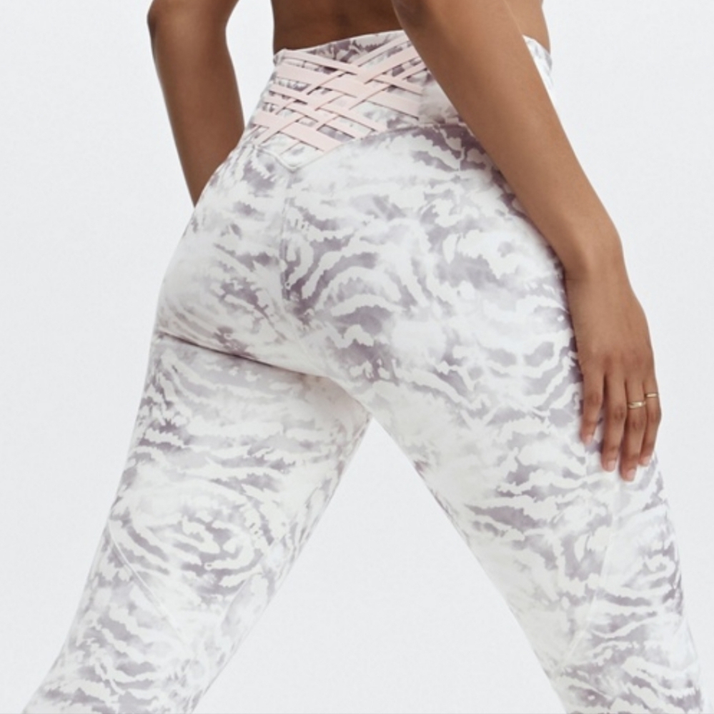Fabletics boost 7/8 legging - Picture 5 of 5